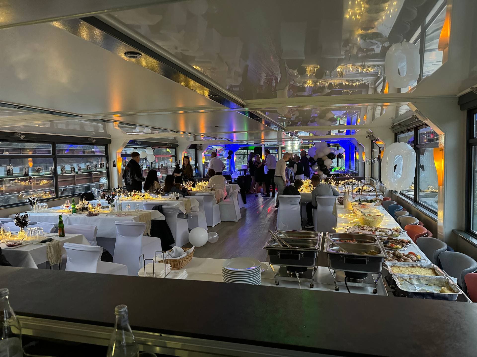 MS Partyschiff 1