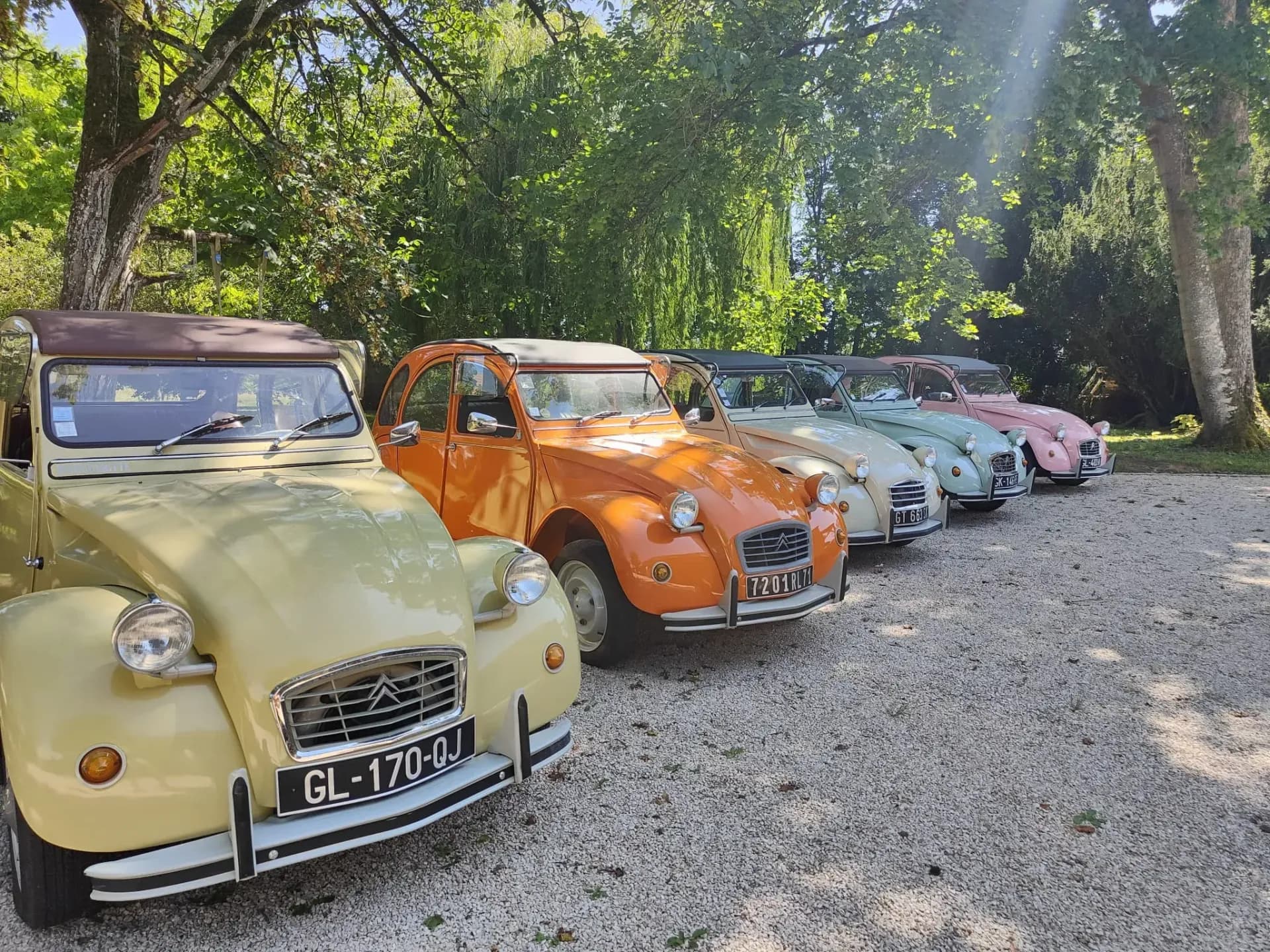 DSL TOURS - Location 2CV Bourgogne 1