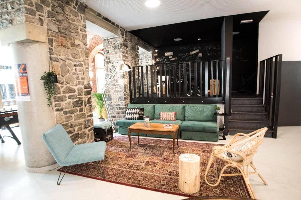 Liège Youth Hostel 14