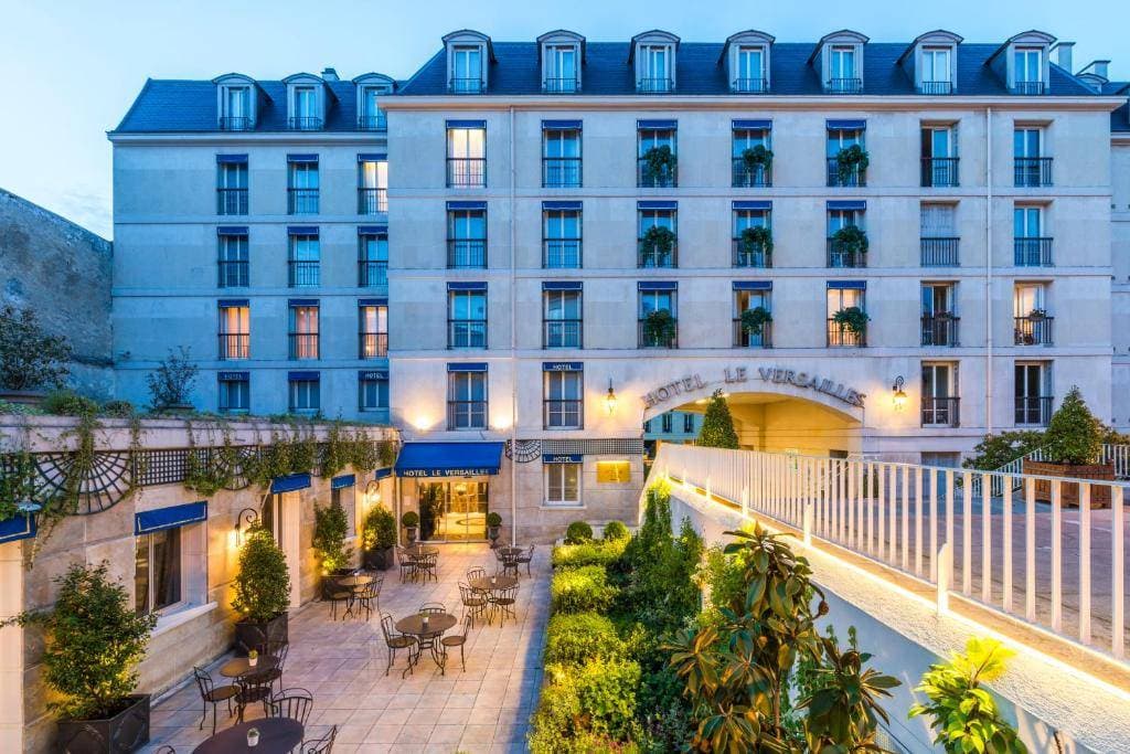 Hôtel Le Versailles 1