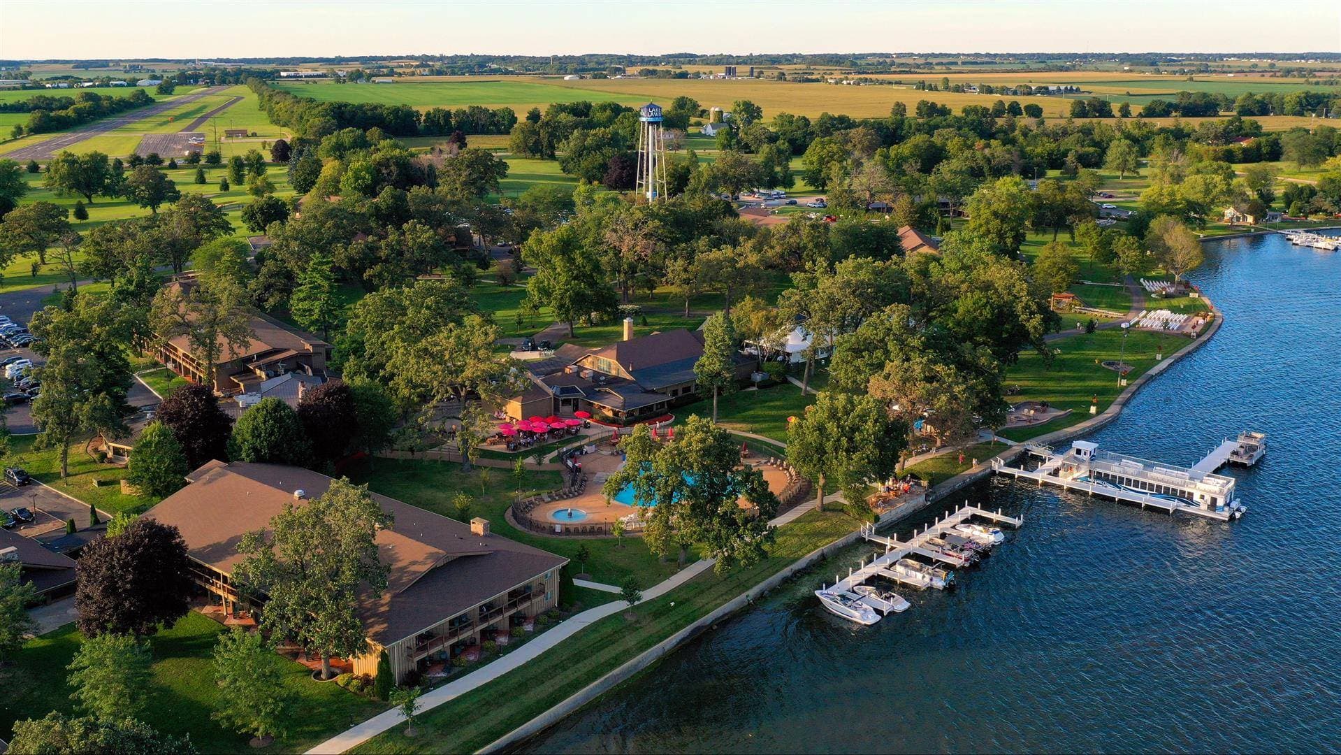 Lake Lawn Resort (near Lake Geneva) 1