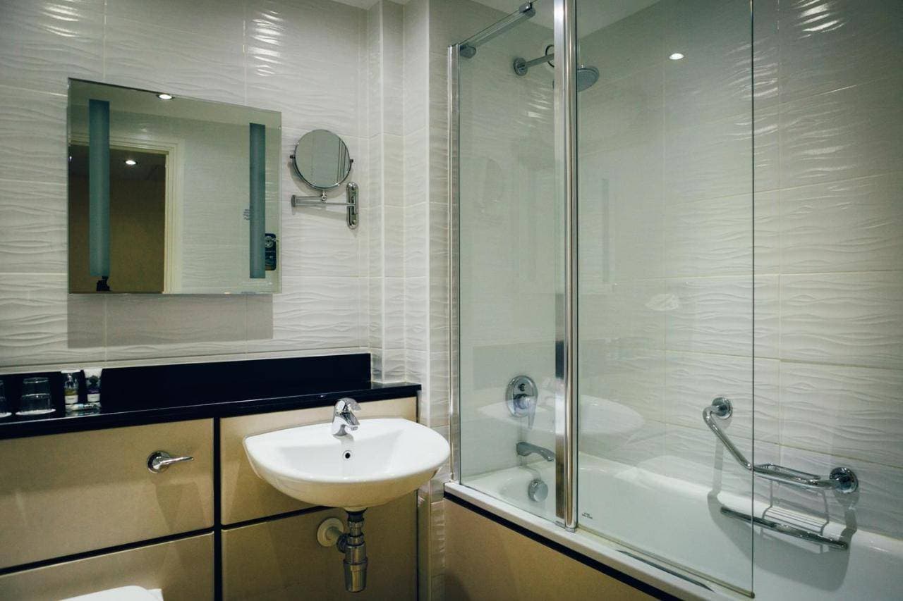 voco Letchworth Hall by IHG 15