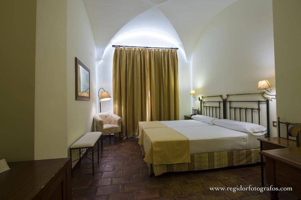 Hotel Cortijo Santa Cruz 26