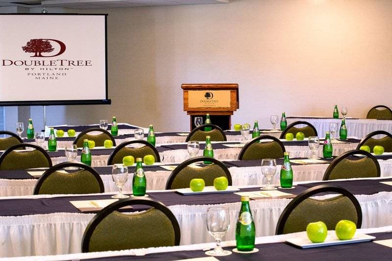 DoubleTree by Hilton Hotel 33