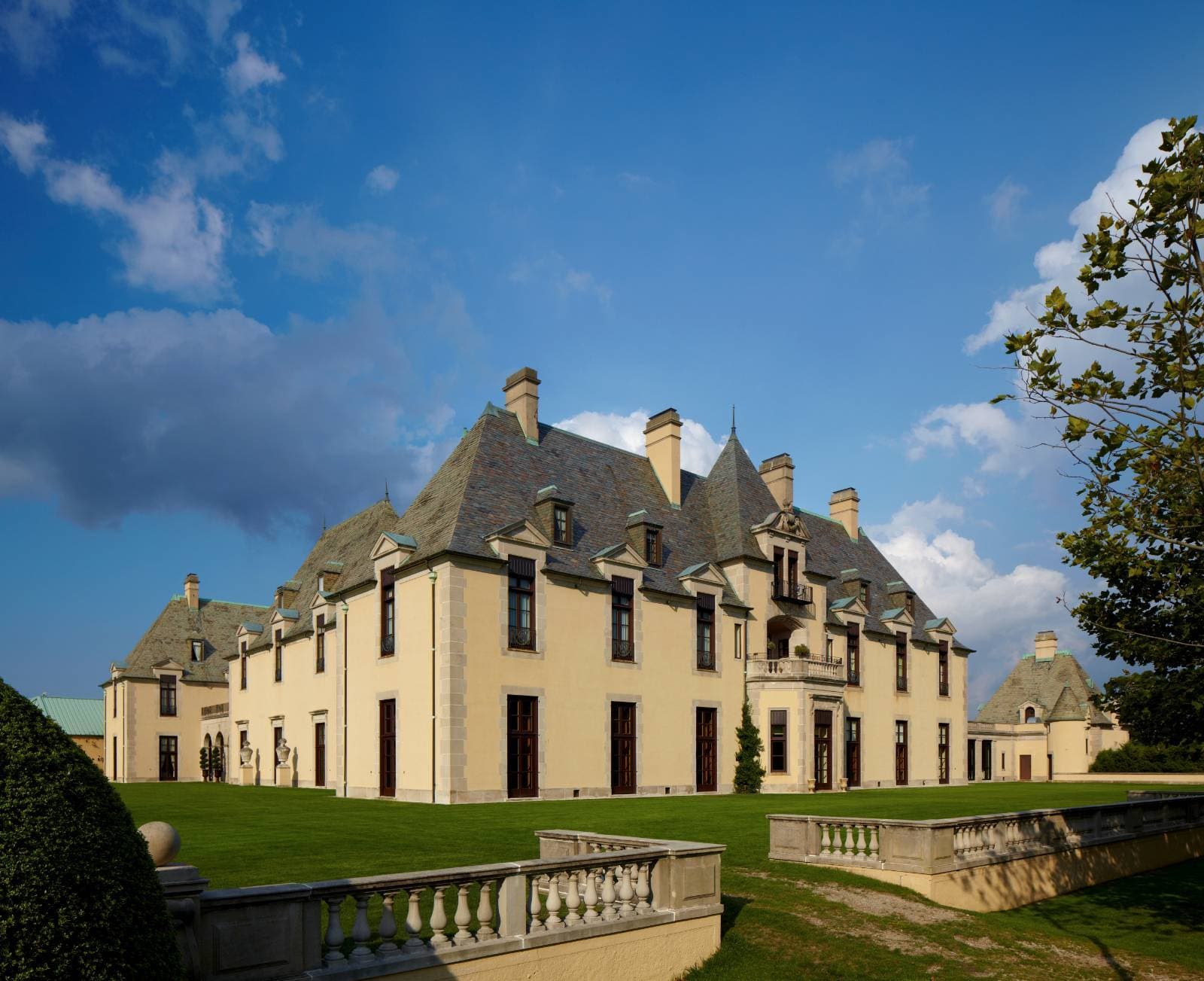 OHEKA CASTLE 5