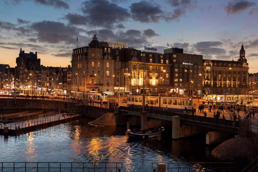 Park Plaza Victoria Amsterdam 1