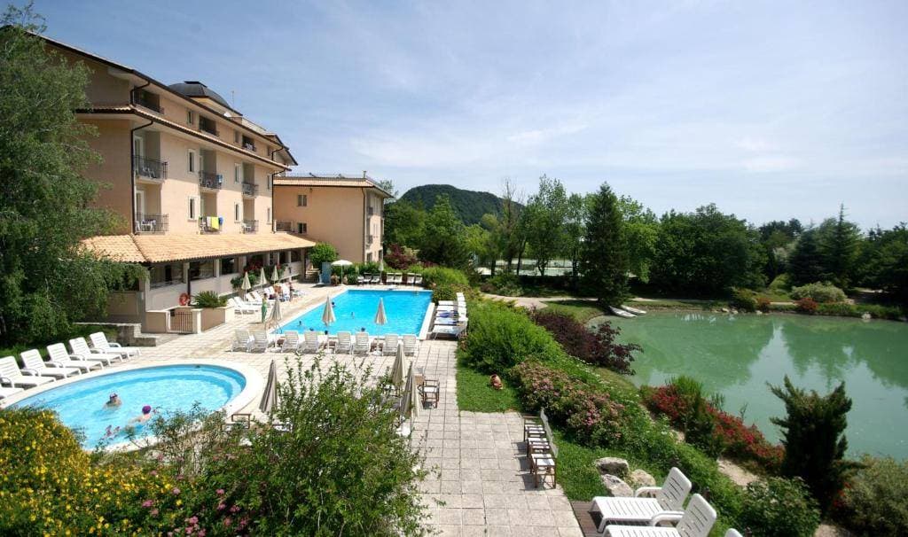 Parco Del Lago Hotel Ristorante 4