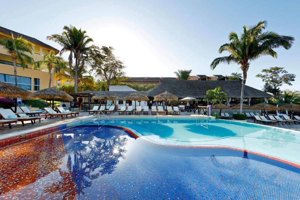 Family Selection at Grand Palladium Vallarta Resort & Spa 1