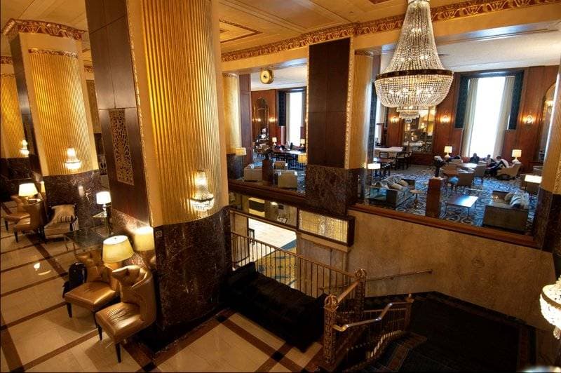 Hilton Milwaukee City Center 9