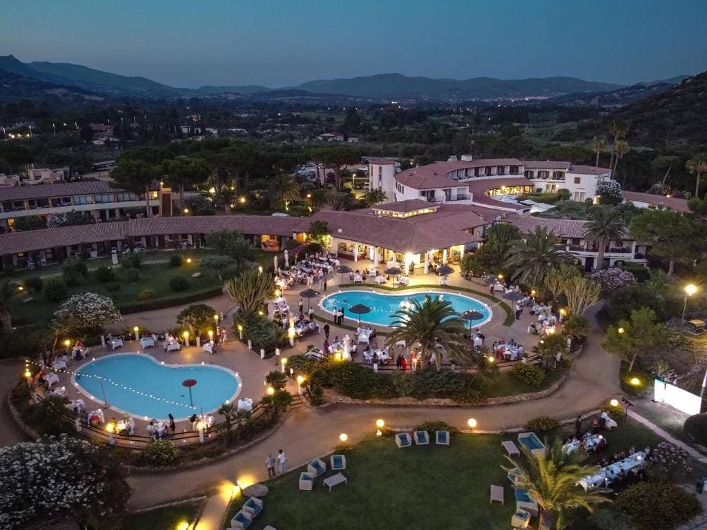 Cormoran Hotel & Residence 1
