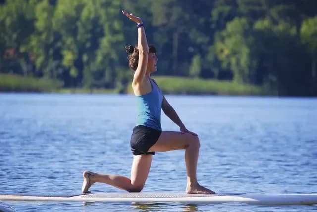 Yoga sur paddle