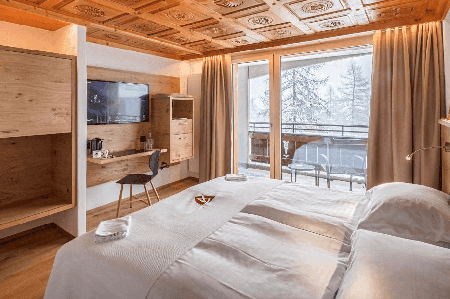 Allalin Swiss Alpine Hotel 28