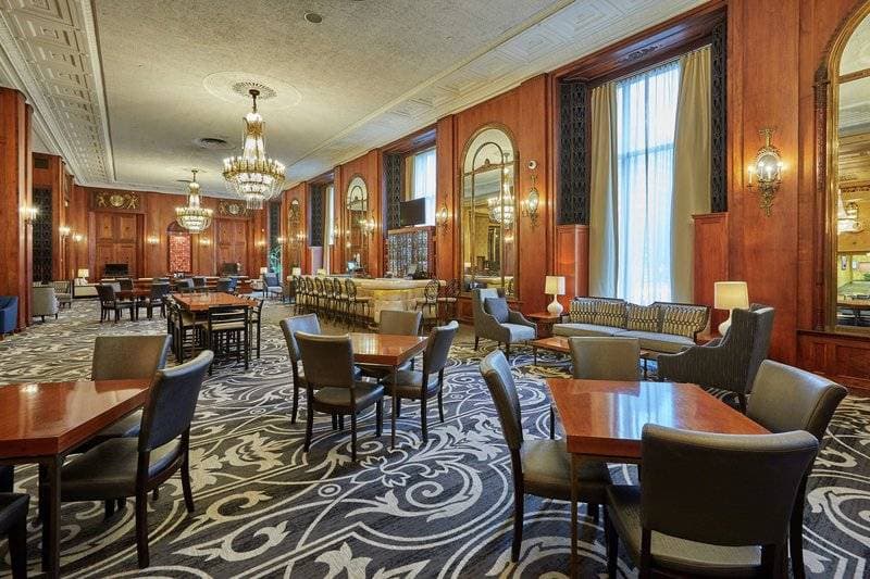 Hilton Milwaukee City Center 10