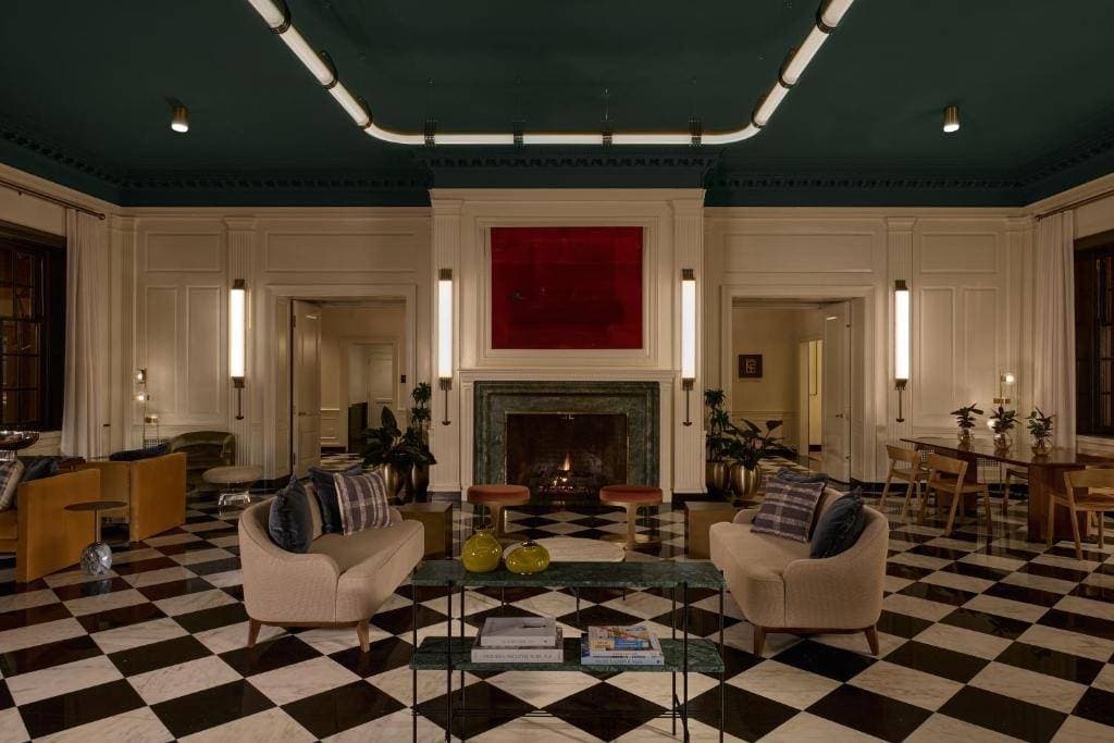 Dearborn Inn, Autograph Collection 11