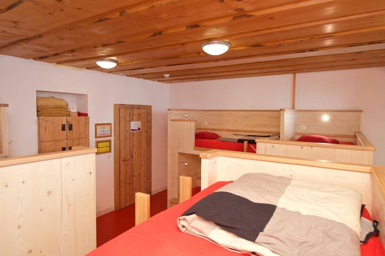 Hotel Bahnhof 18