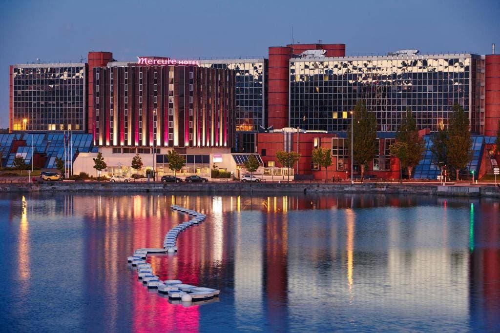 Mercure Le Havre Bassin du Commerce 1