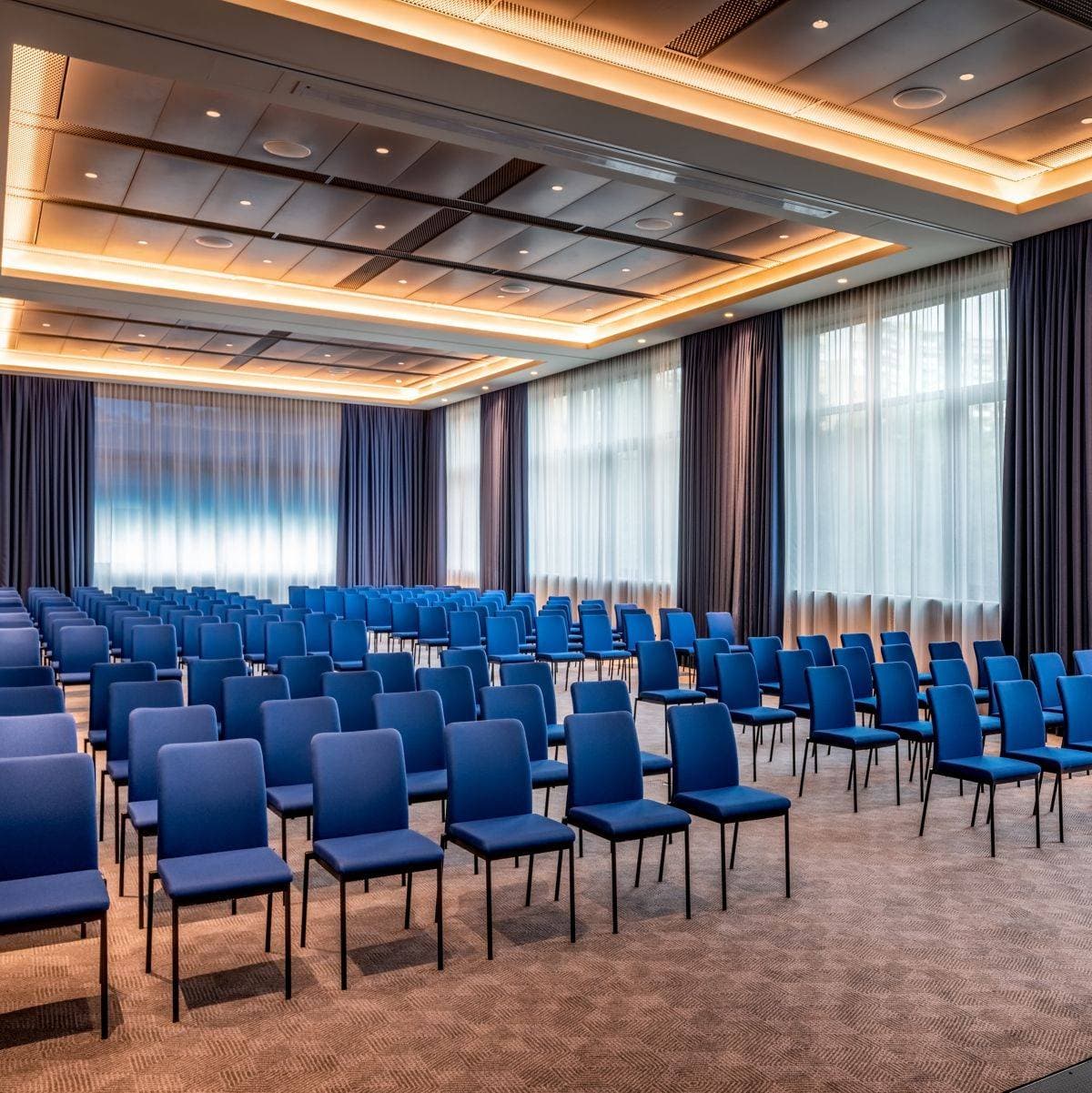 Geneva Marriott Hotel 10