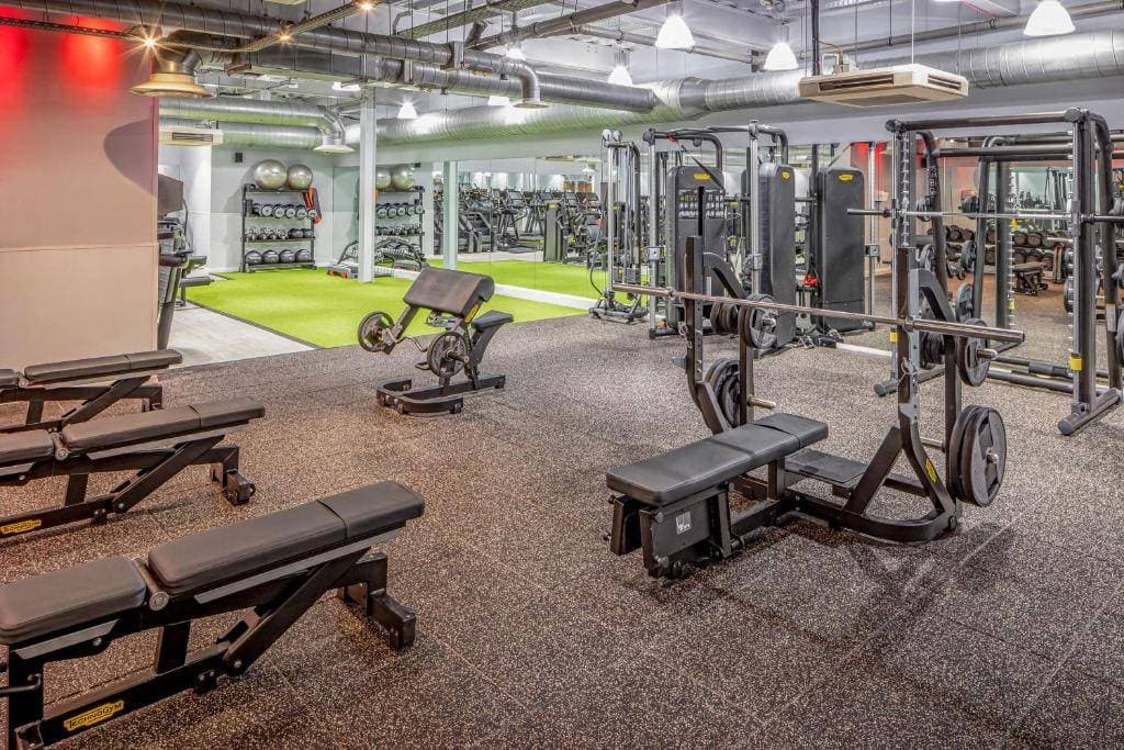 DoubleTree by Hilton Chester 10