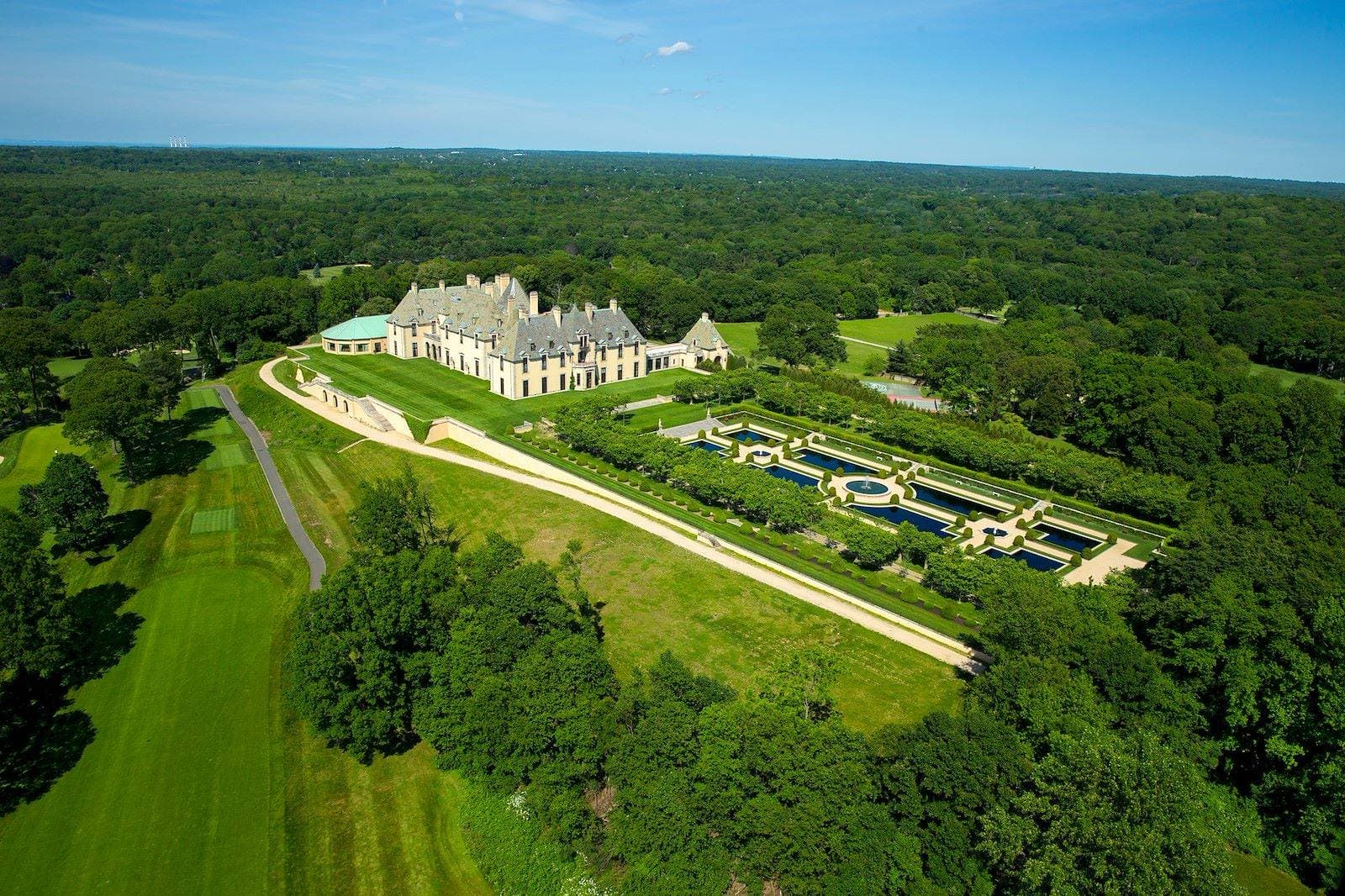 OHEKA CASTLE 11