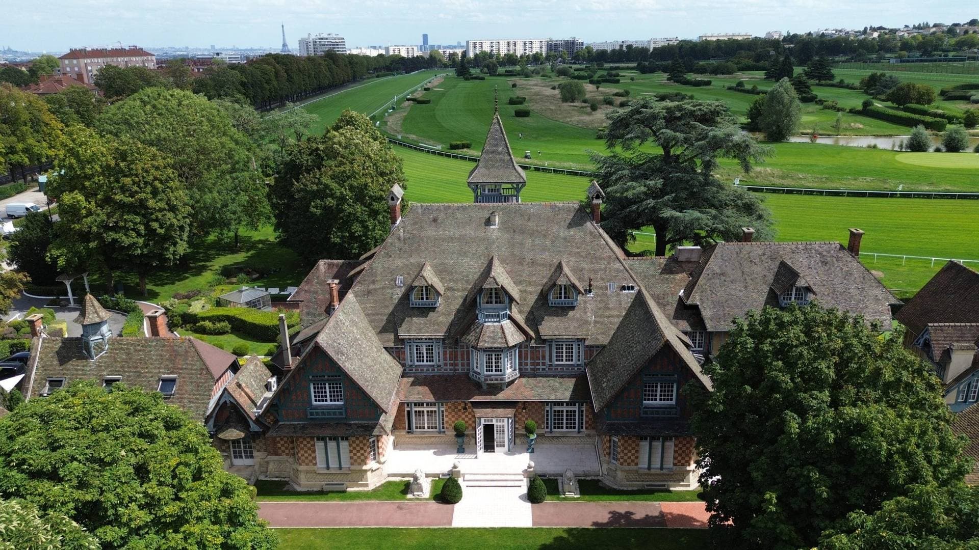 Le Manoir - Paris Country Club 1