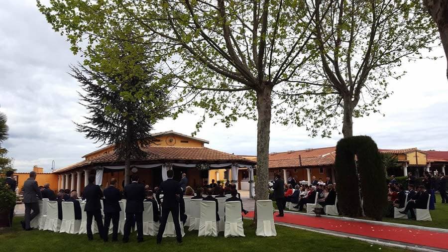 Bodegas Finca Tres Jotas 1