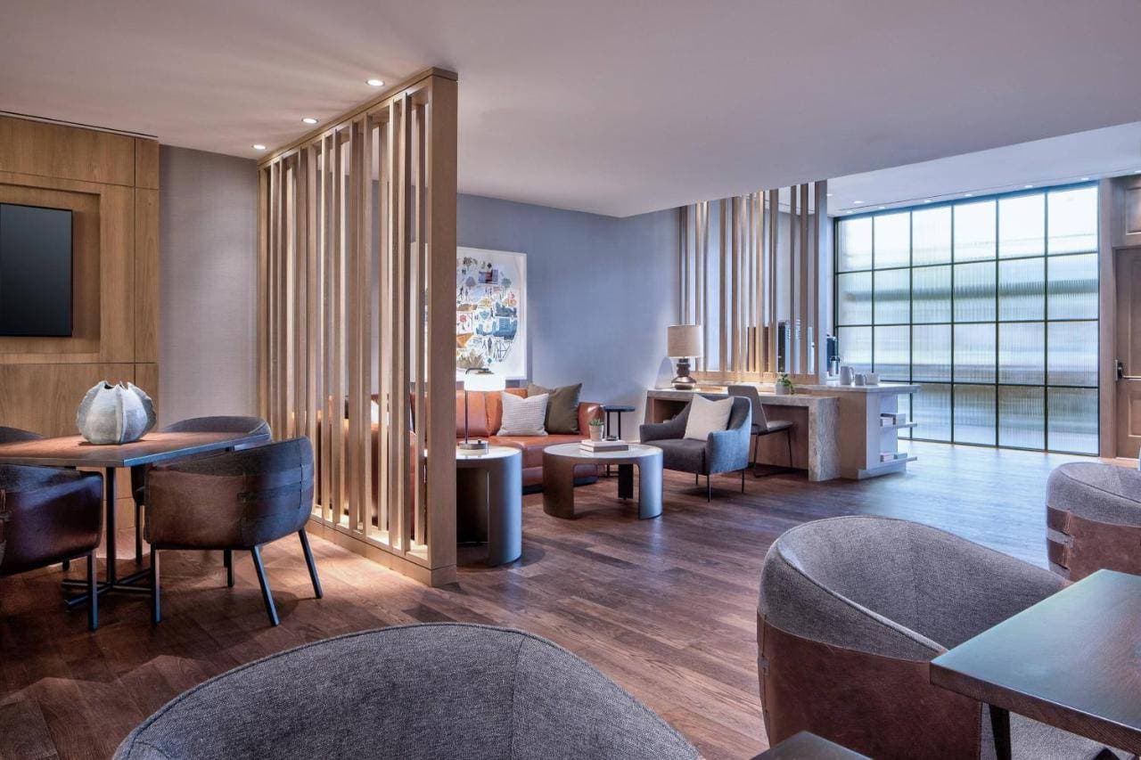 Marriott Dallas Uptown 10