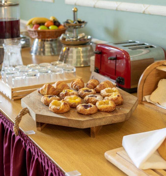 Hitchin Priory Hotel 7