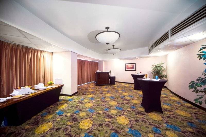 DoubleTree by Hilton Hotel 41