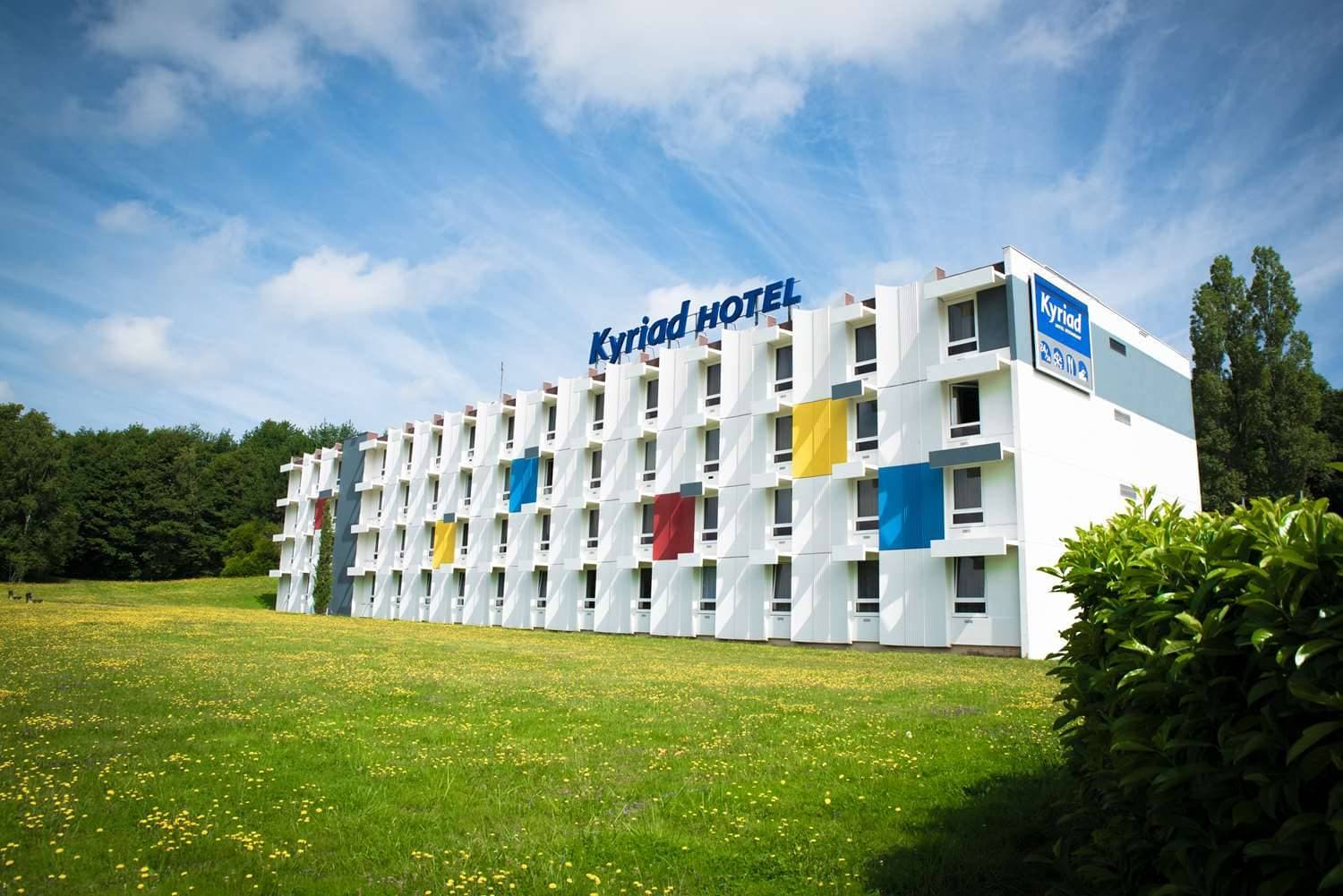 Hôtel Kyriad Le Creusot - Montchanin 1
