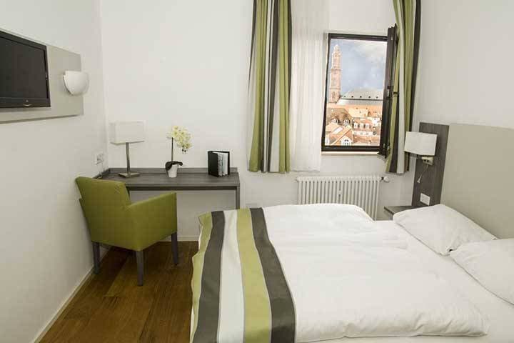 Hotel am Schloss 11