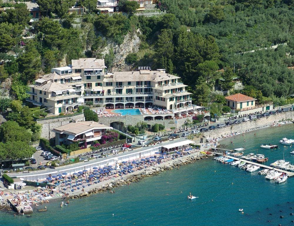 Royal Sporting Hotel 1