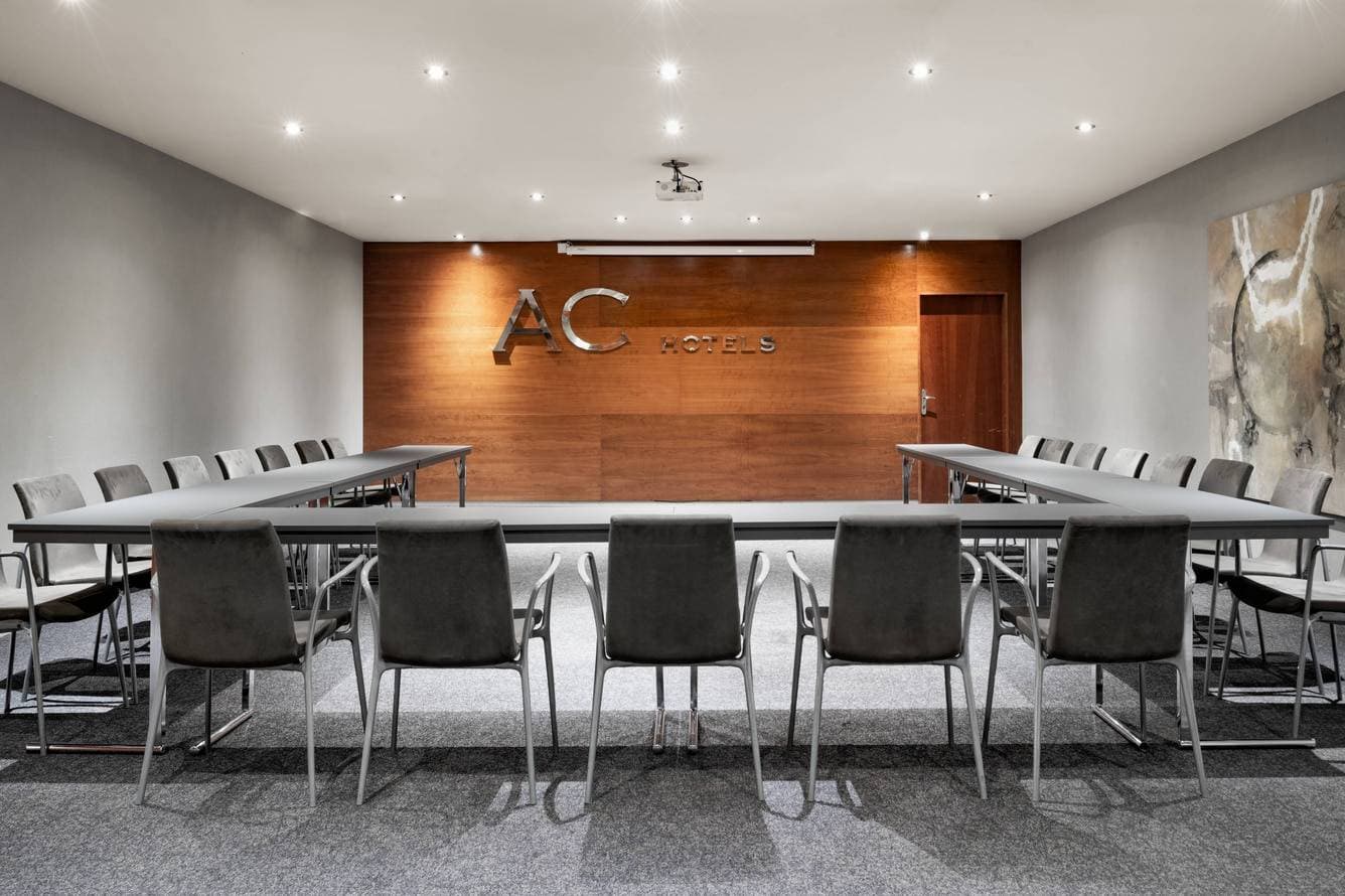 AC Hotel Badajoz 13