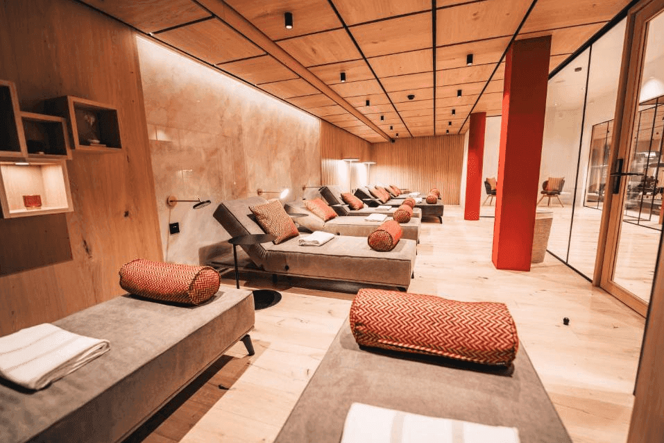 Allalin Swiss Alpine Hotel 12