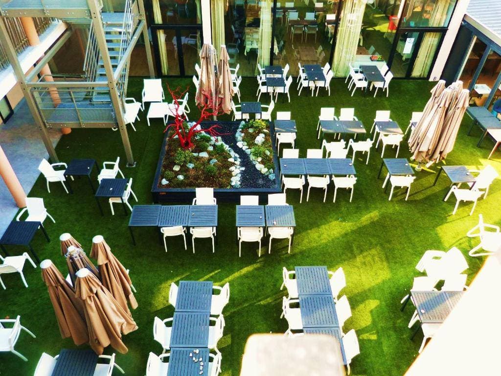 L'Hôtel Le Néliö 8