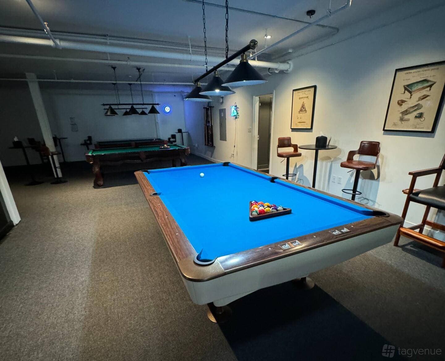 Peaky Sticks Billiards & Lounge 7
