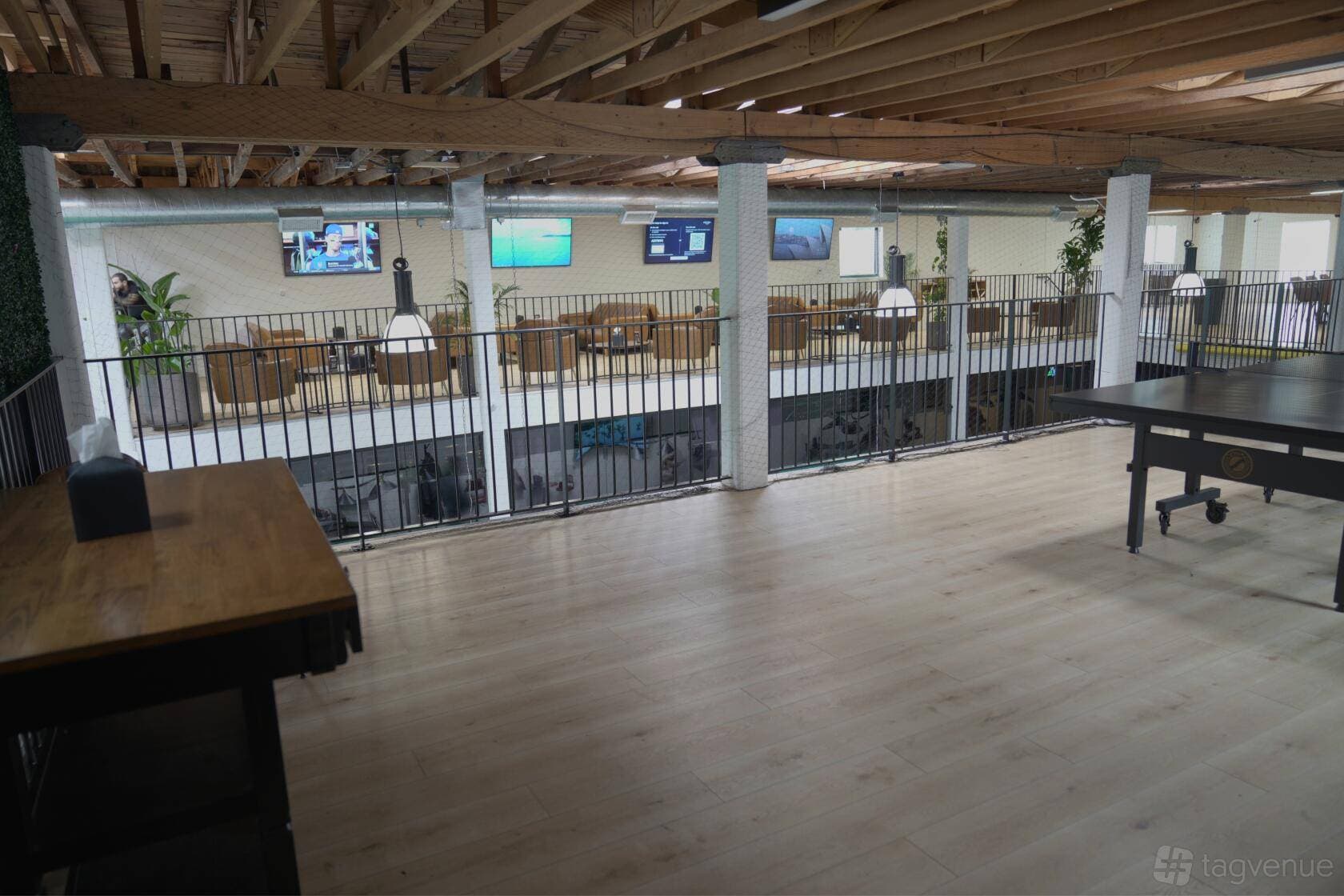 Peaky Sticks Billiards & Lounge 15