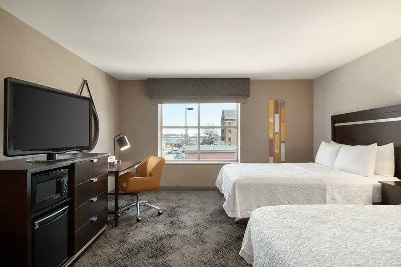 Hampton Inn Portland Downtown Waterfront 29