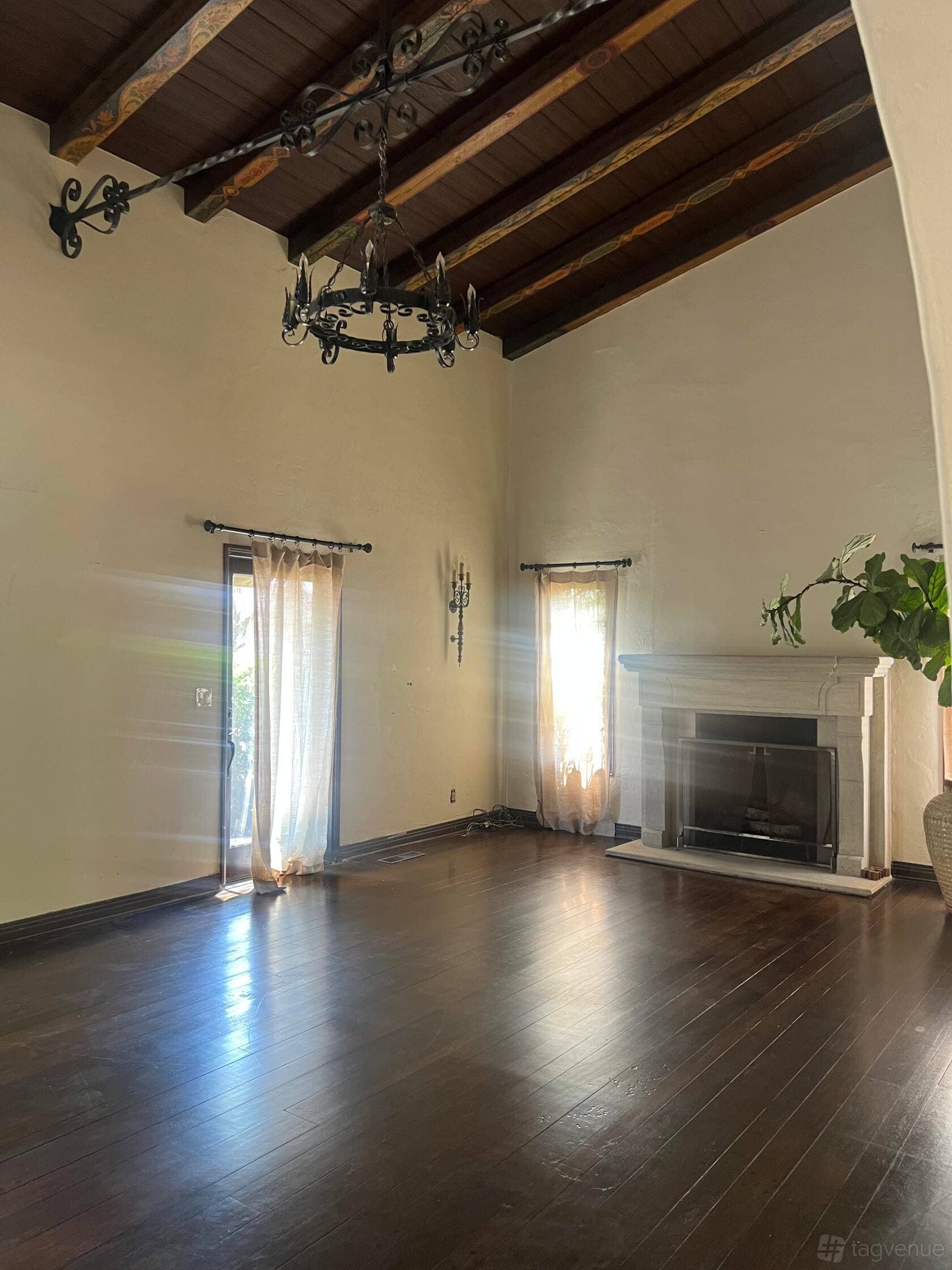 1929 Romantic Spanish Home 3