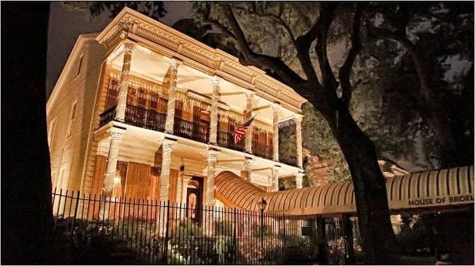 House of Broel's Victorian Mansion and Wedding Chapel 2