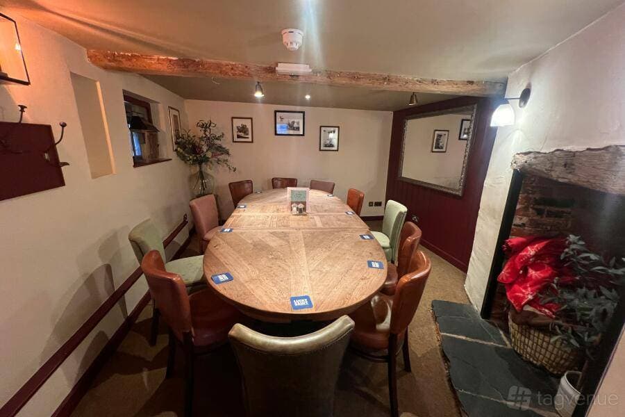 The Sun Inn, Chobham - A Heartwood Inn 27