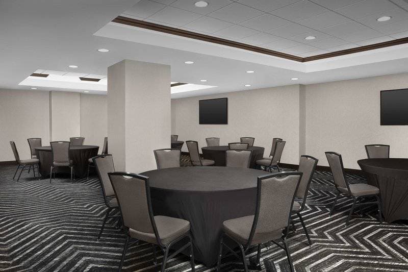 Homewood Suites by Hilton Dallas Downtown 20