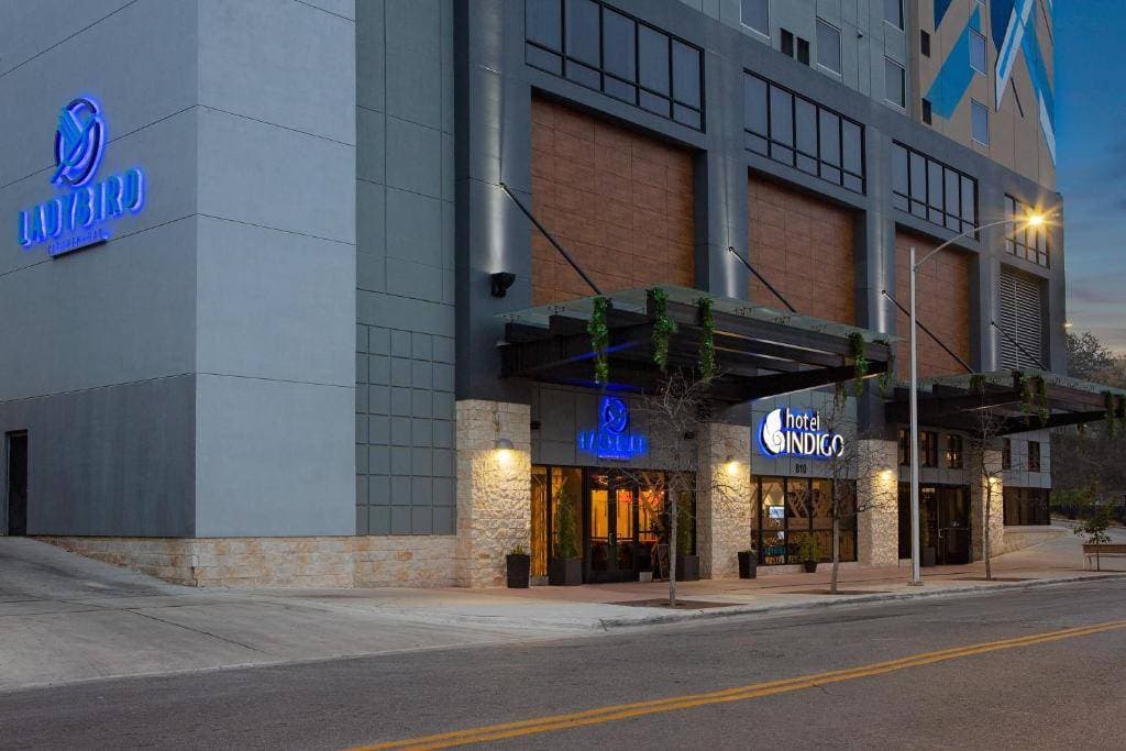 Hotel Indigo Austin Downtown - University, an IHG Hotel 1