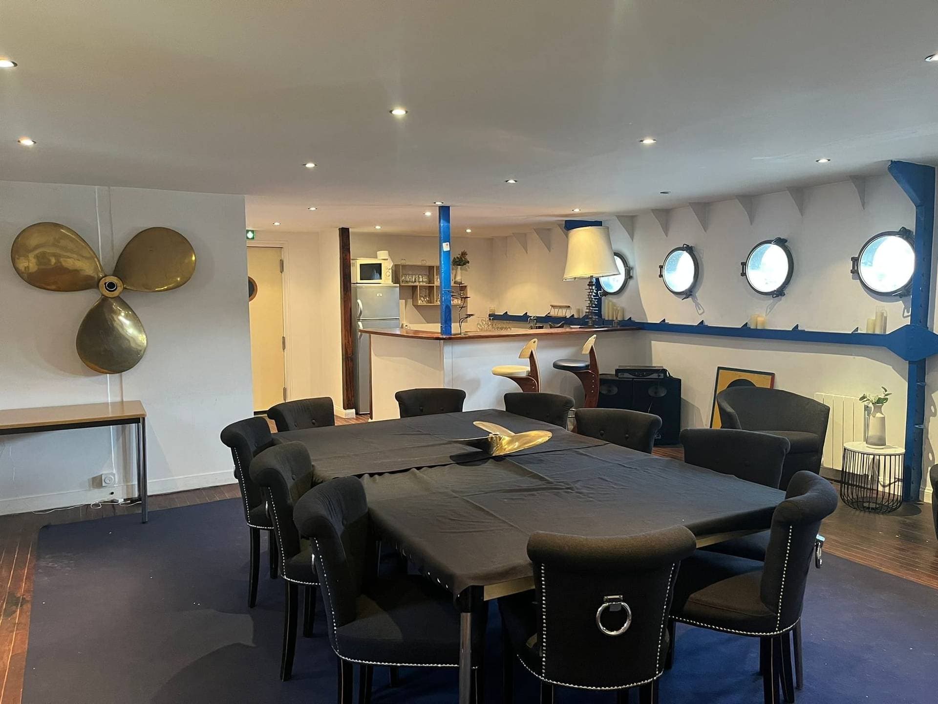 Péniche de l’Helice Club de France 1