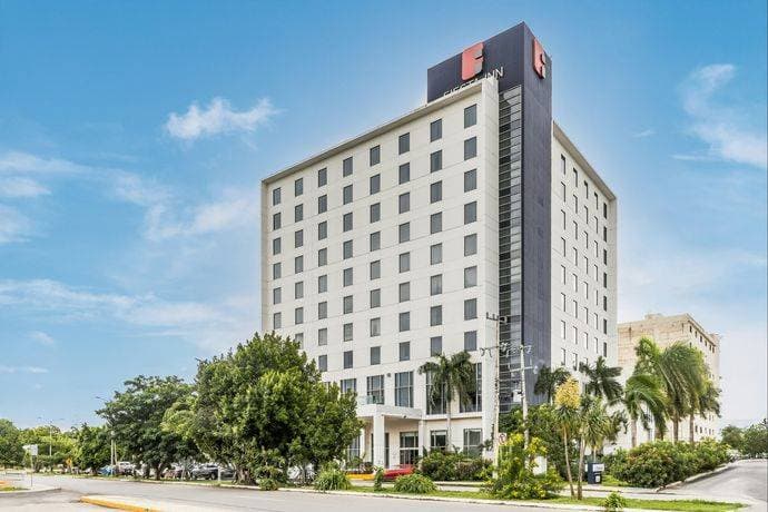 Fiesta Inn Merida 15