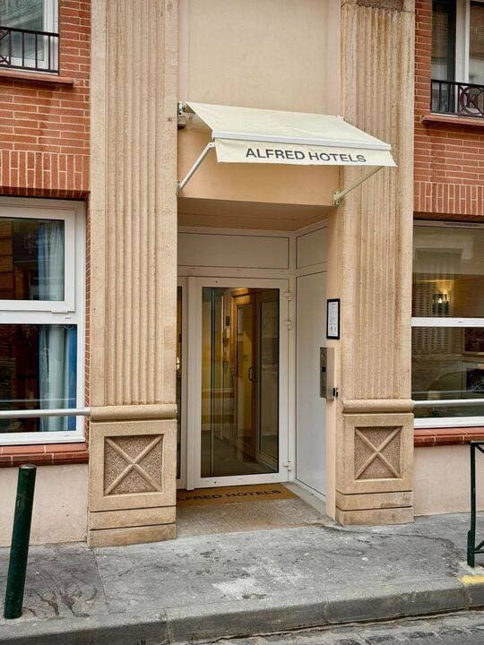 ALFRED HOTELS – Toulouse Centre Wilson *** 1
