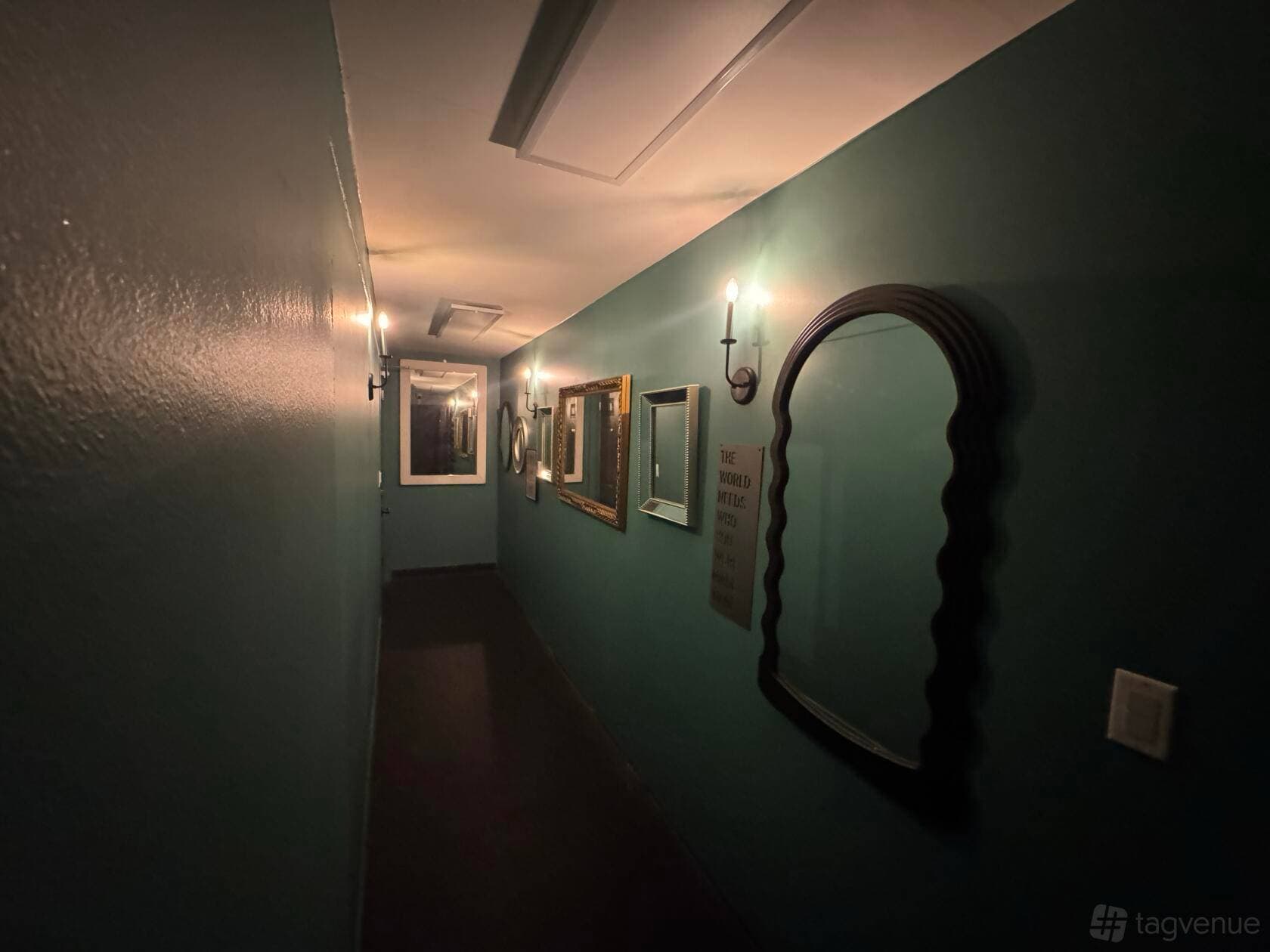 The Green Room on Ventura 24