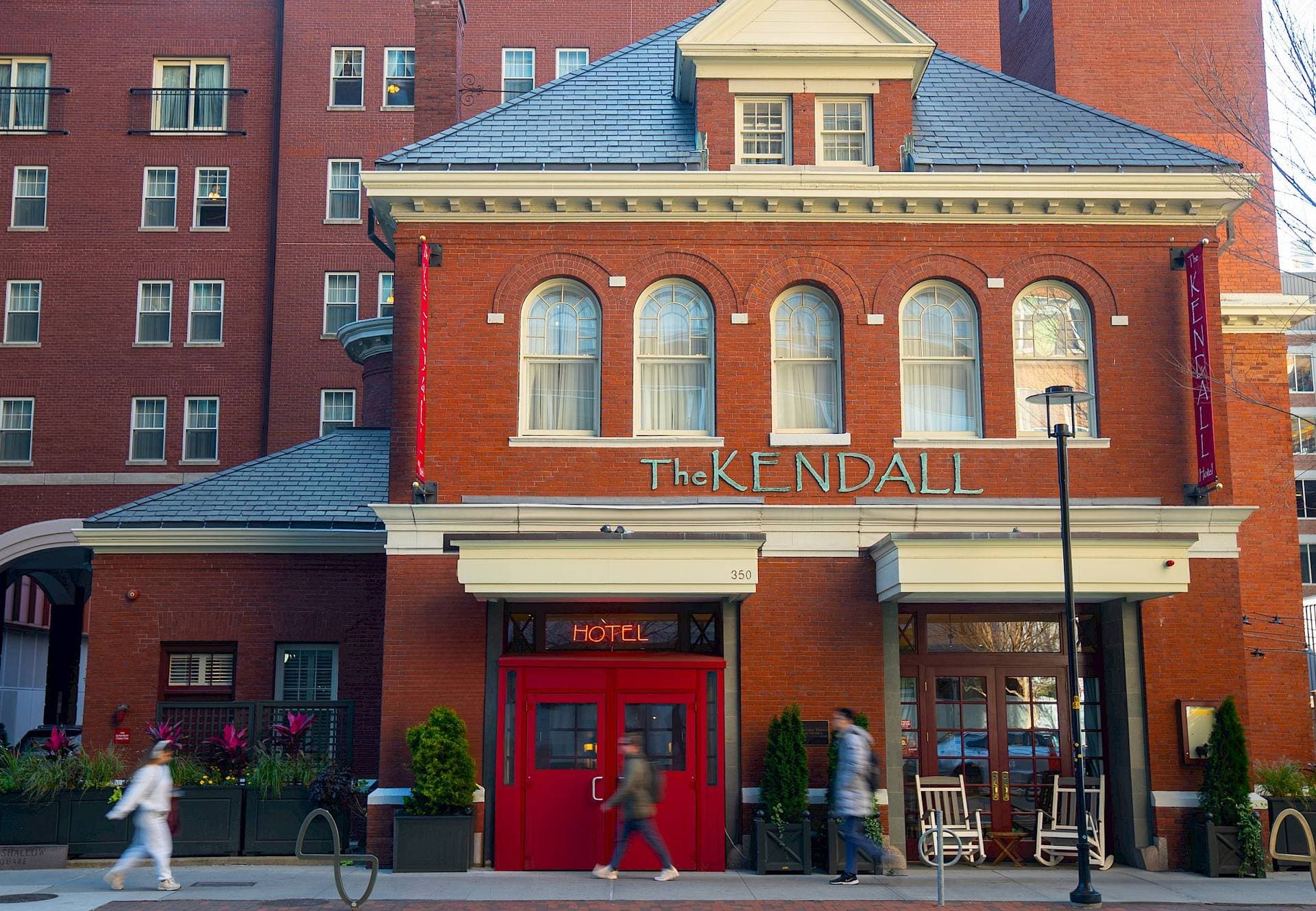 Kendall Hotel 1