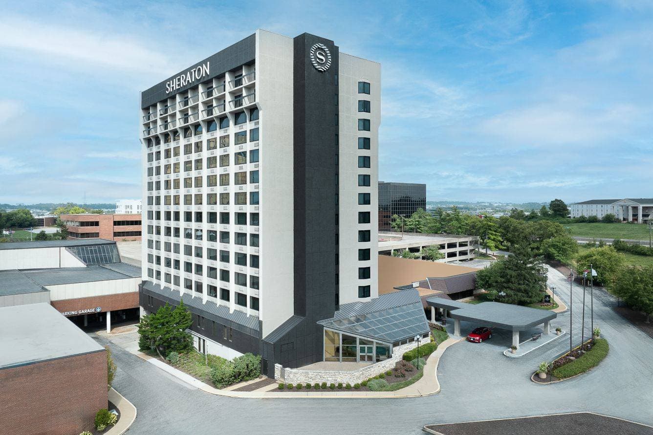 Sheraton Westport Plaza Hotel St. Louis 1