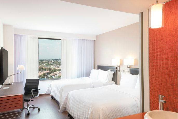 Fiesta Inn Express Puebla Explanada 8