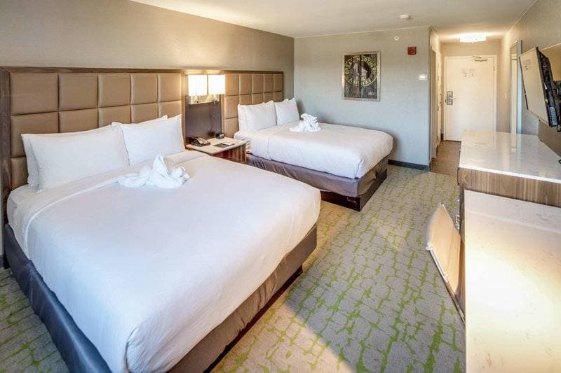 Double Tree by Hilton Huntington 32